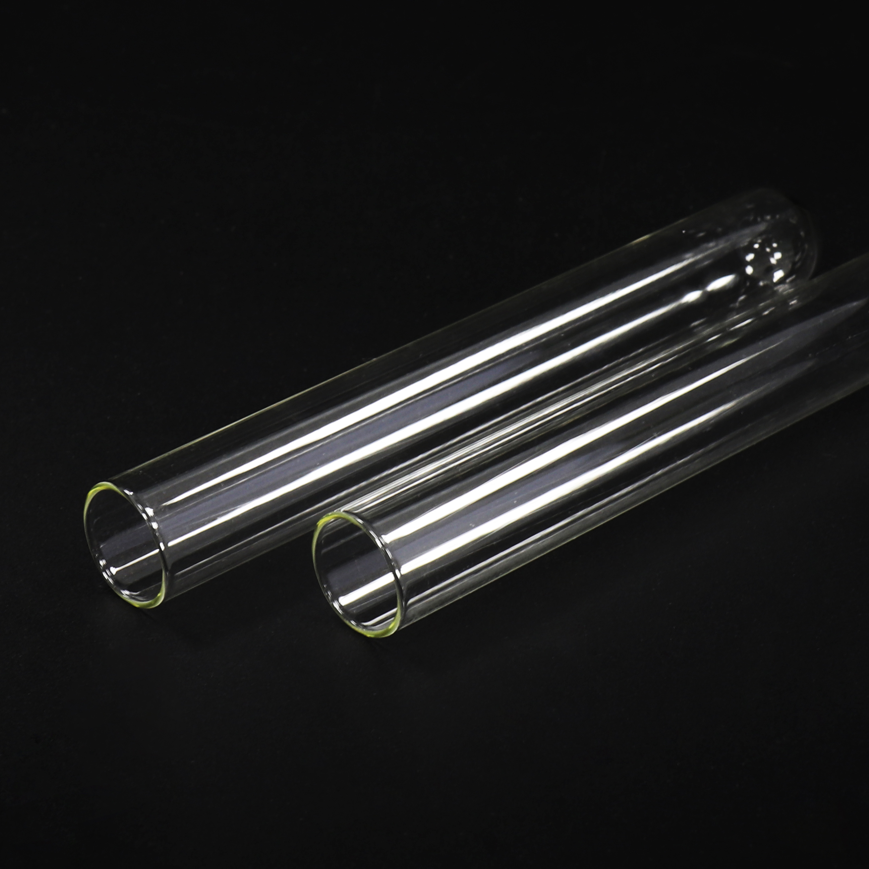 ULAB Scientific Glass Test Tubes with PE Flange Stoppers, Vol.16ml, 16x150mm, Extra Autoclavable PP Tube Closures Offered, Pack of 10, UTT1001