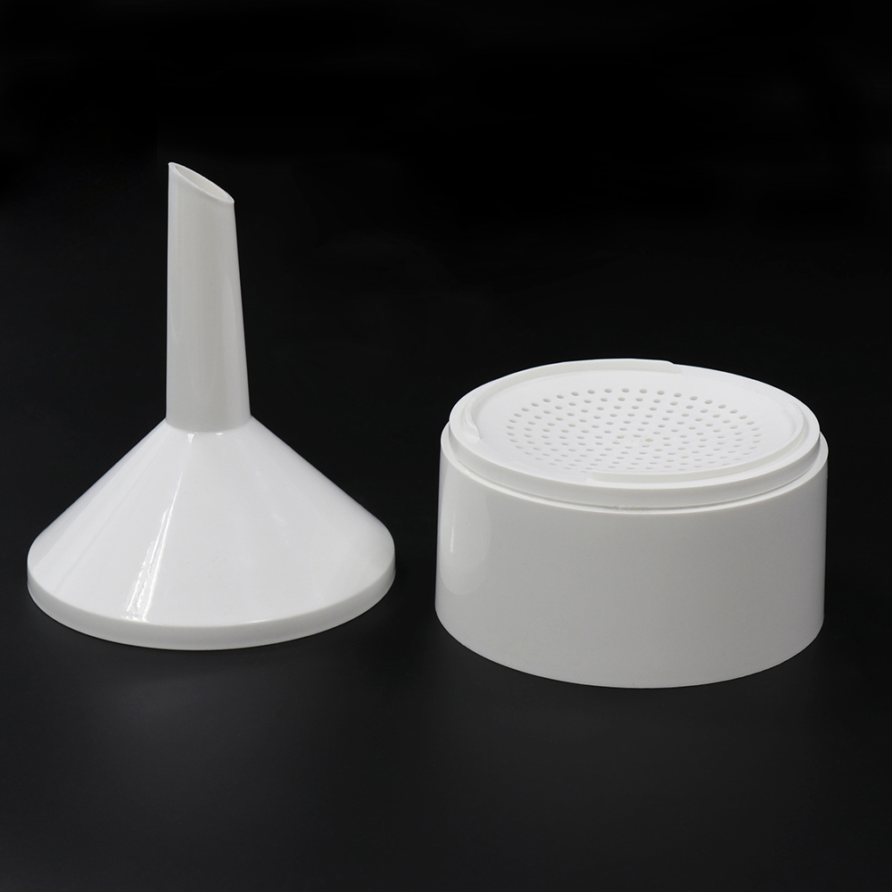 ULAB Scientific Two-Piece Buchner Funnel Set, 2pcs of Buchner funnels, Dia. 130mm, Plastic Material, 1 Box Qualitative Filter Paper, Dia.125mm, Medium Speed, UGF1008